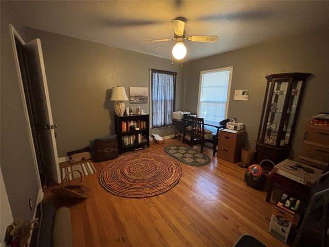 3712 Lafayette Avenue, Fort Worth, TX 76107