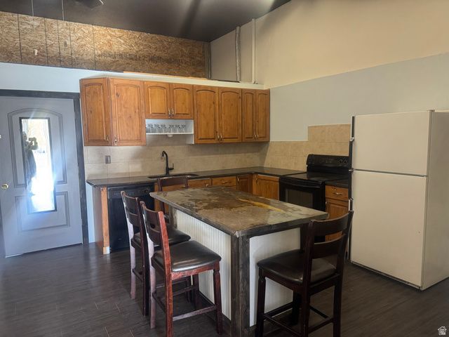 45 W MAIN ST, Moroni, UT 84646