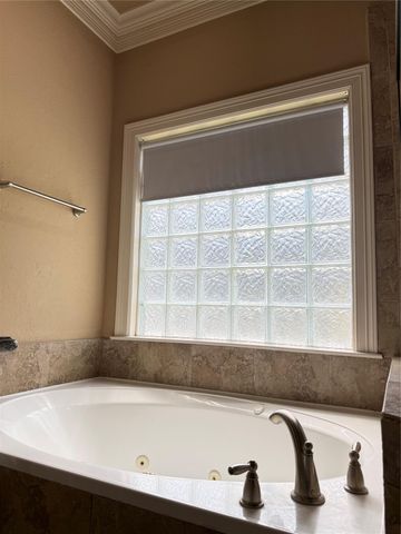 19841 S Plantation Estates Drive, Porter, TX 77365