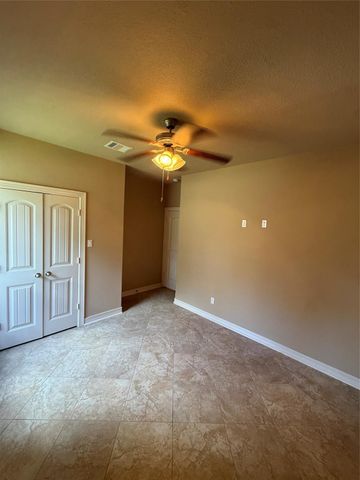 19841 S Plantation Estates Drive, Porter, TX 77365