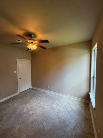 19841 S Plantation Estates Drive, Porter, TX 77365