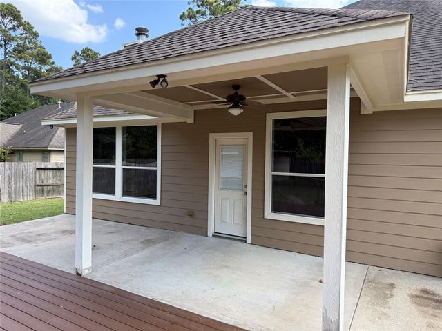 19841 S Plantation Estates Drive, Porter, TX 77365