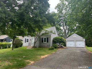 38 Cedar Ridge Road, Newington, CT 06111