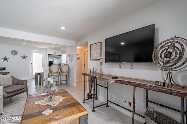 4351 N 36th Street Apt 3, Phoenix, AZ 85018