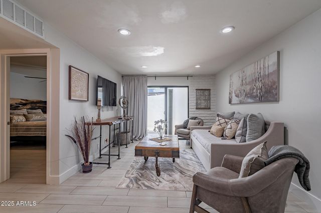 4351 N 36th Street Apt 3, Phoenix, AZ 85018