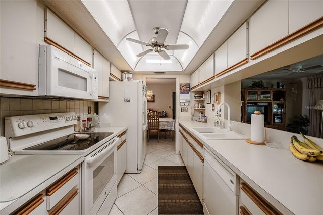 14792 IMPERIAL POINT DRIVE S, Largo, FL 33774