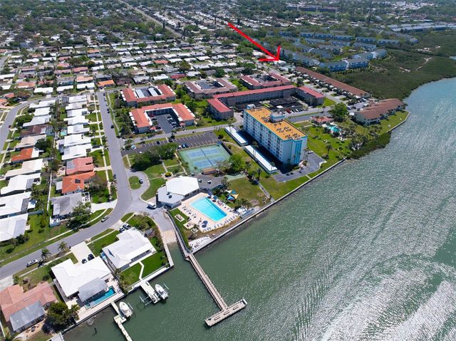 14792 IMPERIAL POINT DRIVE S, Largo, FL 33774