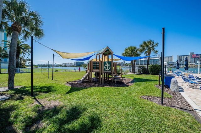 14792 IMPERIAL POINT DRIVE S, Largo, FL 33774