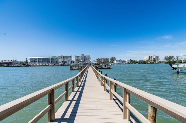 14792 IMPERIAL POINT DRIVE S, Largo, FL 33774