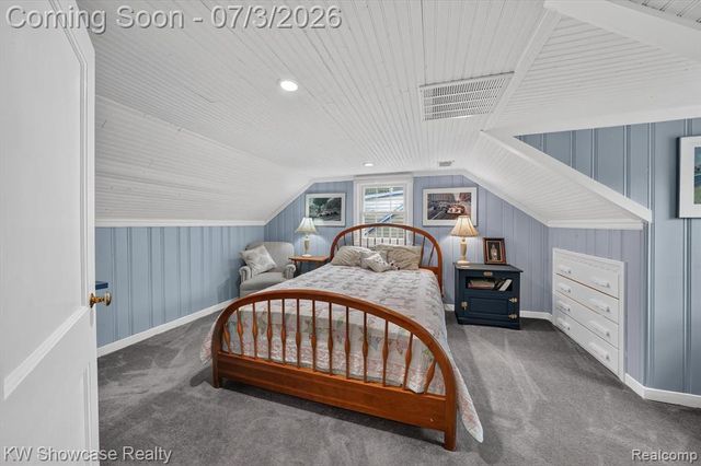 215 S Houghton Street, Milford, MI 48381