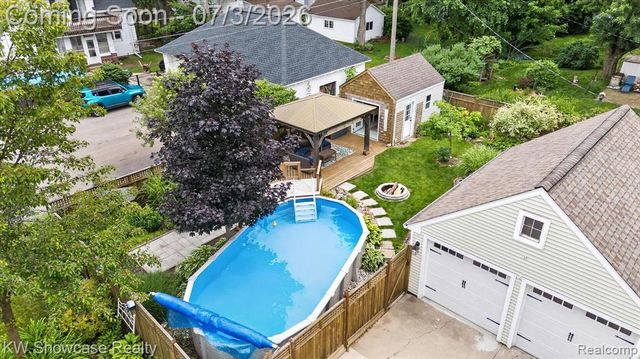 215 S Houghton Street, Milford, MI 48381
