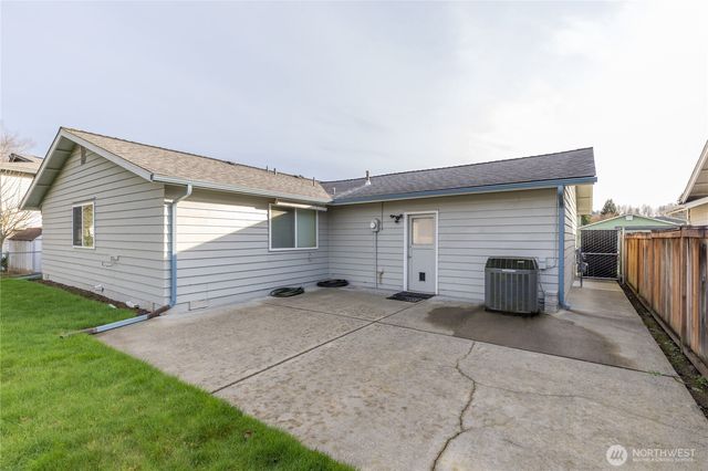 1909 21st Street NE, Auburn, WA 98002
