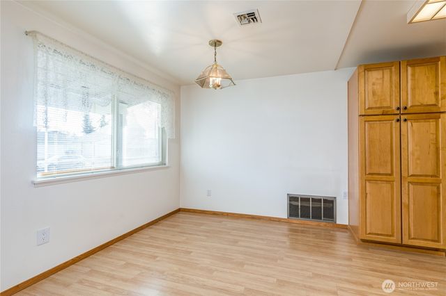 1909 21st Street NE, Auburn, WA 98002