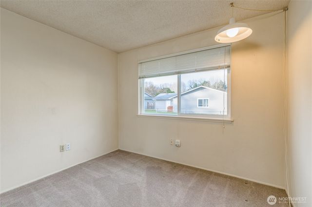 1909 21st Street NE, Auburn, WA 98002