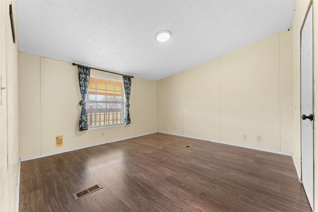 277 Deer Shadow Circle, Whitney, TX 76692