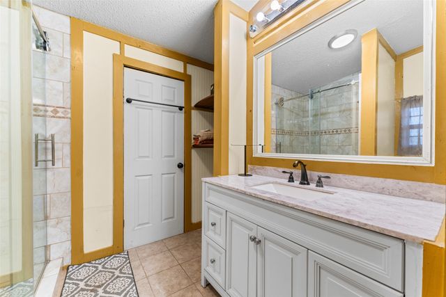 277 Deer Shadow Circle, Whitney, TX 76692