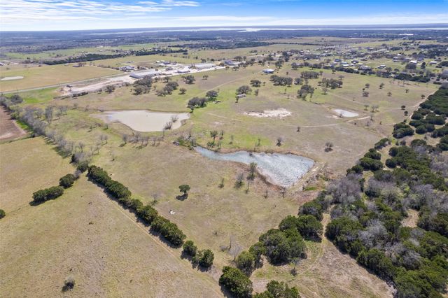 277 Deer Shadow Circle, Whitney, TX 76692