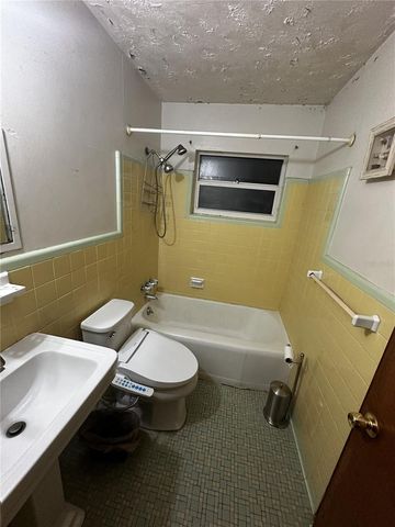 11314 N BOULEVARD STREET, Tampa, FL 33612