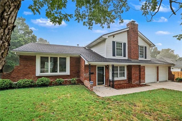 9915 Belleview Avenue, Kansas City, MO 64114