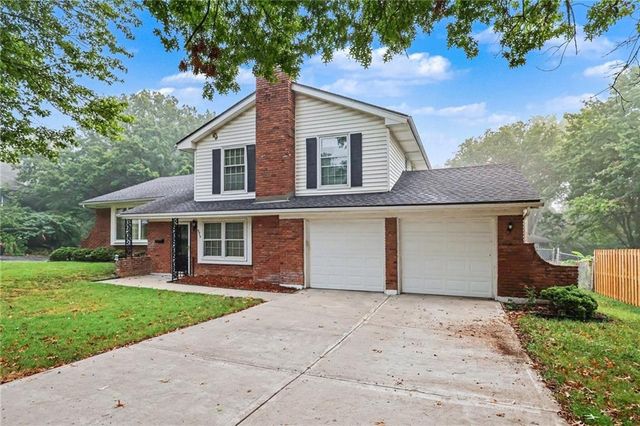 9915 Belleview Avenue, Kansas City, MO 64114