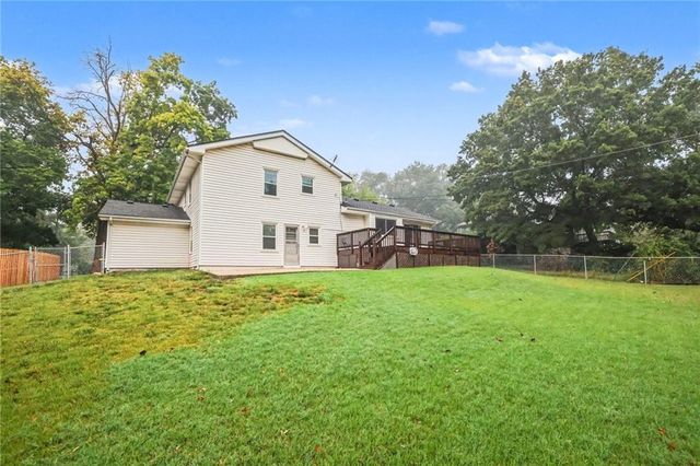 9915 Belleview Avenue, Kansas City, MO 64114