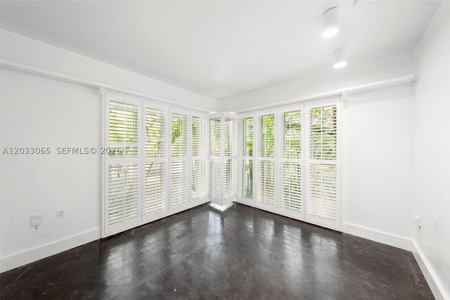 5600 Oakwood Ln, Coral Gables, FL 33156