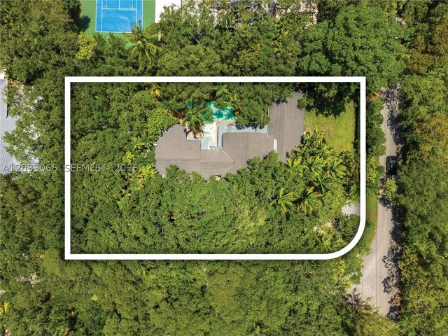 5600 Oakwood Ln, Coral Gables, FL 33156