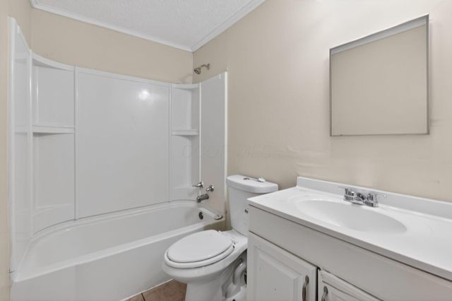 5253 Golden Fern Lane, Columbus, OH 43228