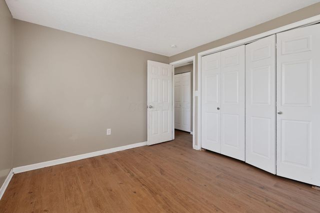 5253 Golden Fern Lane, Columbus, OH 43228