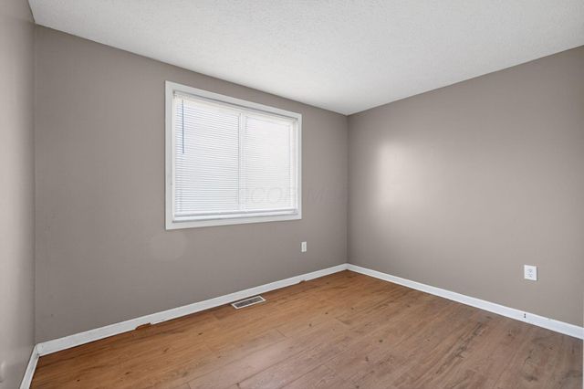 5253 Golden Fern Lane, Columbus, OH 43228