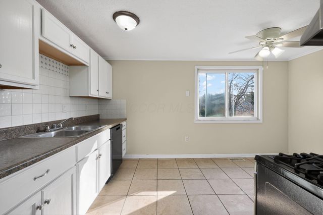 5253 Golden Fern Lane, Columbus, OH 43228