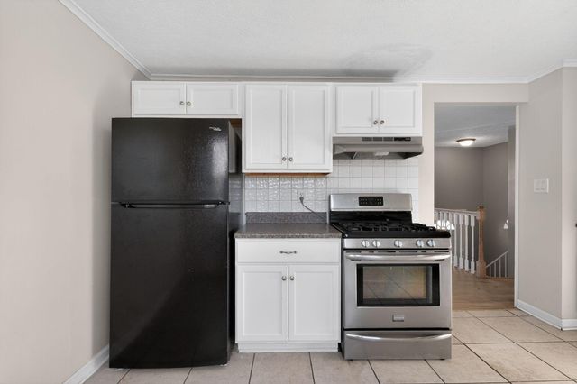 5253 Golden Fern Lane, Columbus, OH 43228