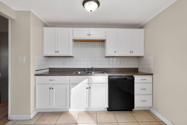 5253 Golden Fern Lane, Columbus, OH 43228