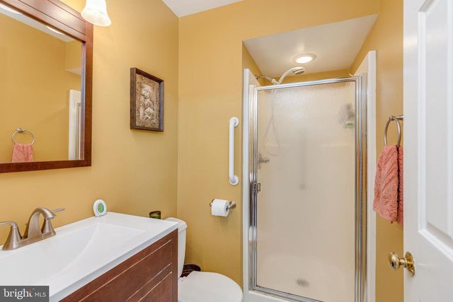 97 BRANCH ST, Medford, NJ 08055