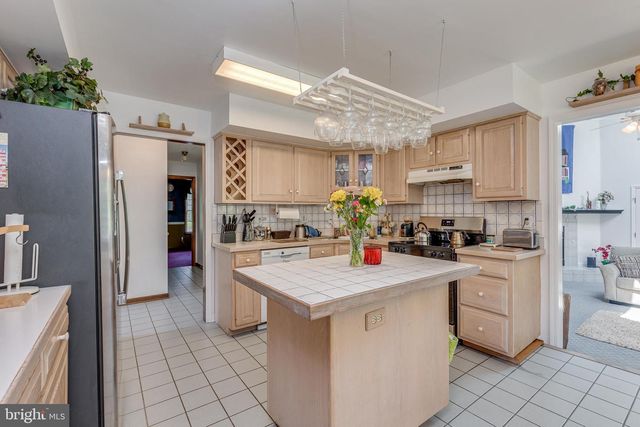 97 BRANCH ST, Medford, NJ 08055