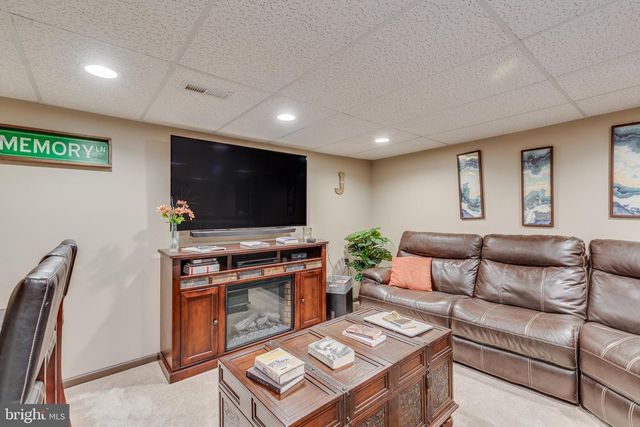 97 BRANCH ST, Medford, NJ 08055