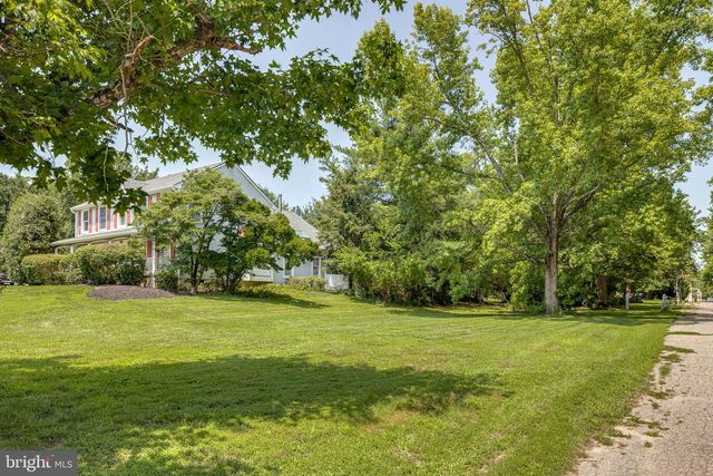 97 BRANCH ST, Medford, NJ 08055