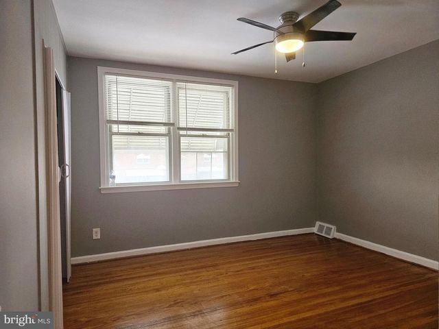 2833 S 65TH ST, Philadelphia, PA 19142