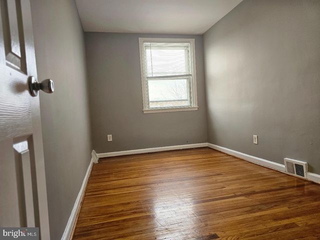 2833 S 65TH ST, Philadelphia, PA 19142