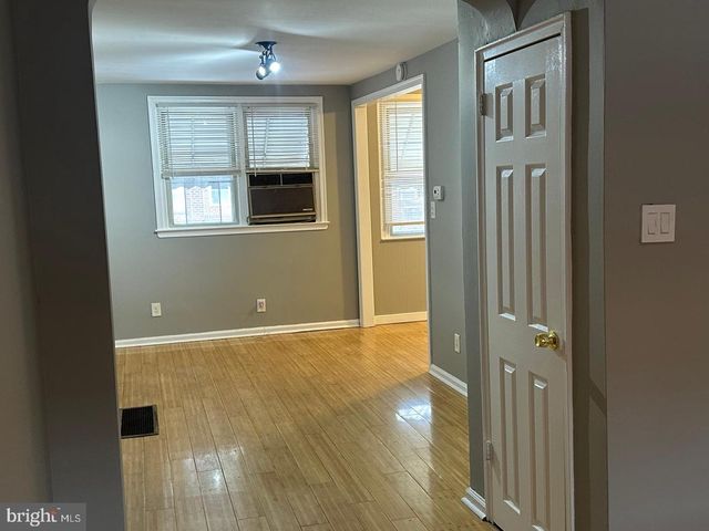 2833 S 65TH ST, Philadelphia, PA 19142