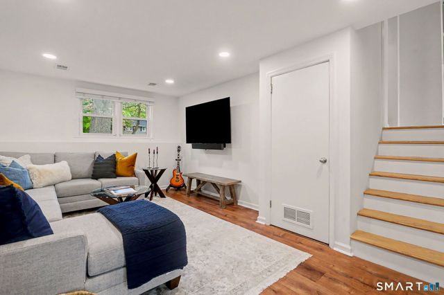 147 Berrian Road, Stamford, CT 06905