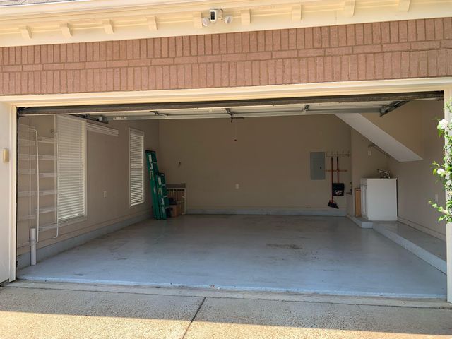 984 E NESTING WOOD CIR, Memphis, TN 38018