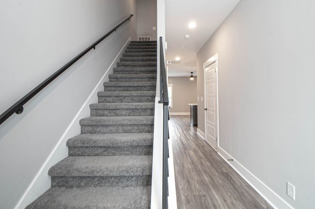 1606 Jonathan Wade Circle, Clarksville, TN 37043