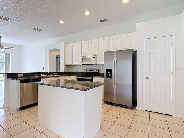 516 PINE CONE DRIVE, Davenport, FL 33897