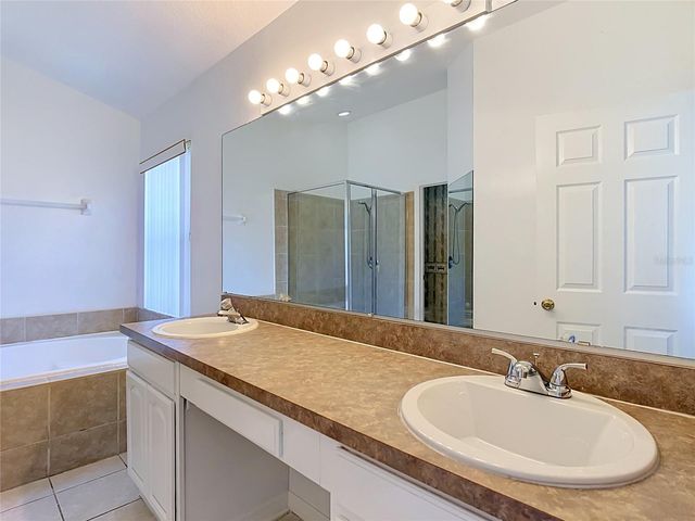 516 PINE CONE DRIVE, Davenport, FL 33897