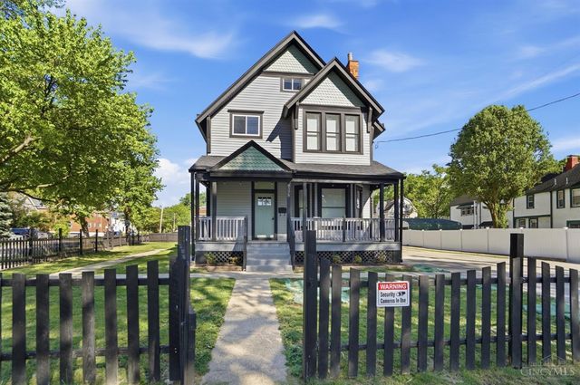 8378 Woodbine Avenue, Cincinnati, OH 45216