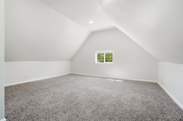 8378 Woodbine Avenue, Cincinnati, OH 45216