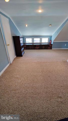 3 MALAN AVE, Berlin, NJ 08009