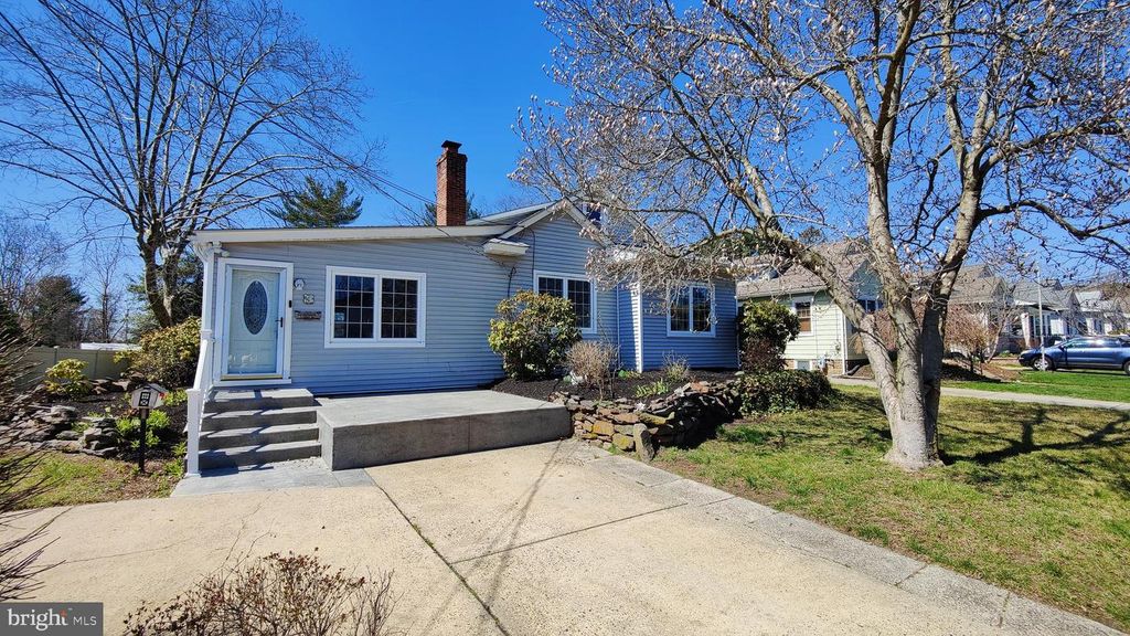 3 MALAN AVE, Berlin, NJ 08009