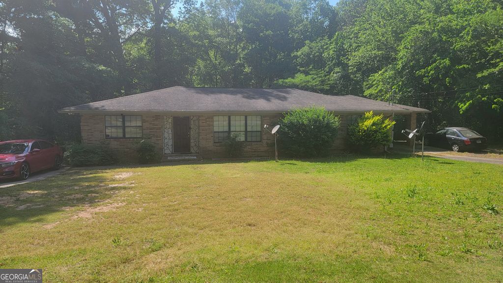250 Lake Drive, Milledgeville, GA 31061